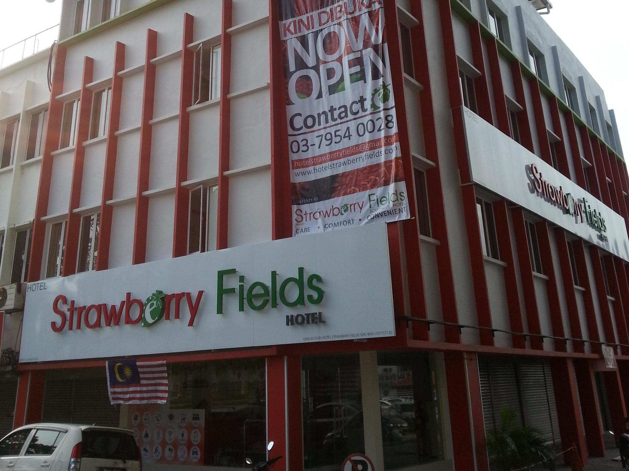 Hotel Strawberry Fields Petaling Jaya Exterior photo